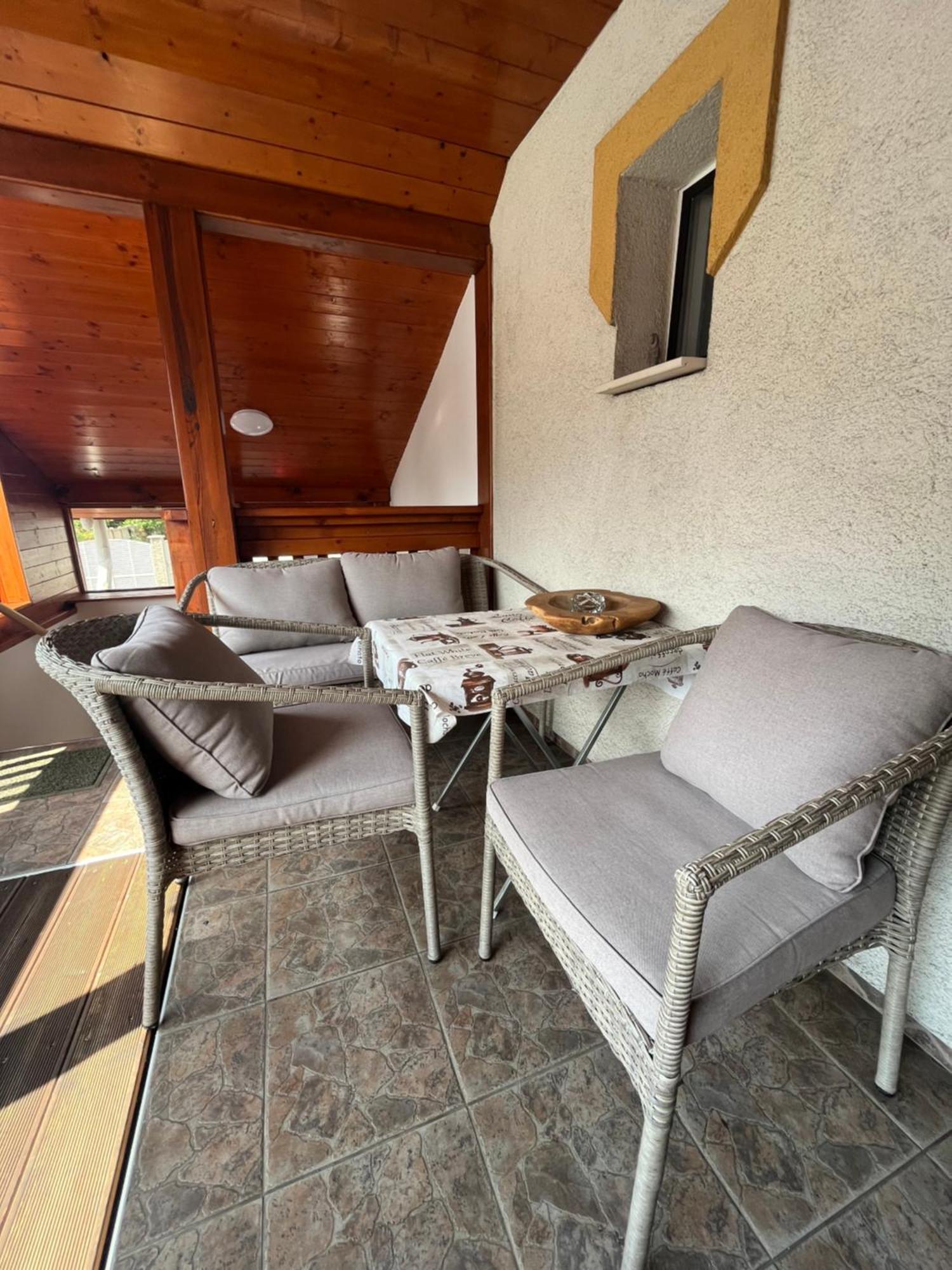 Orsi House Apartamento Szombathely Exterior foto
