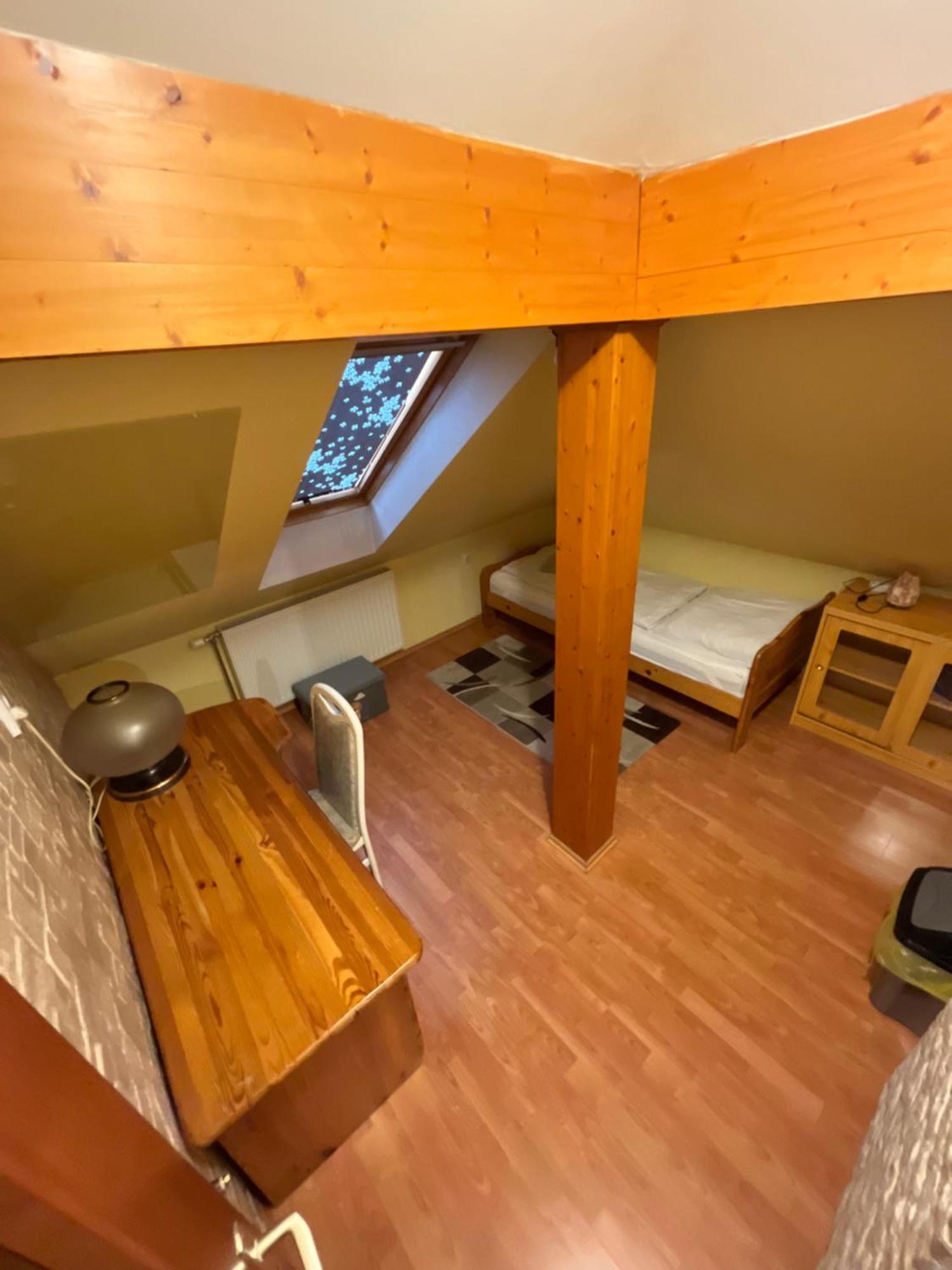 Orsi House Apartamento Szombathely Exterior foto