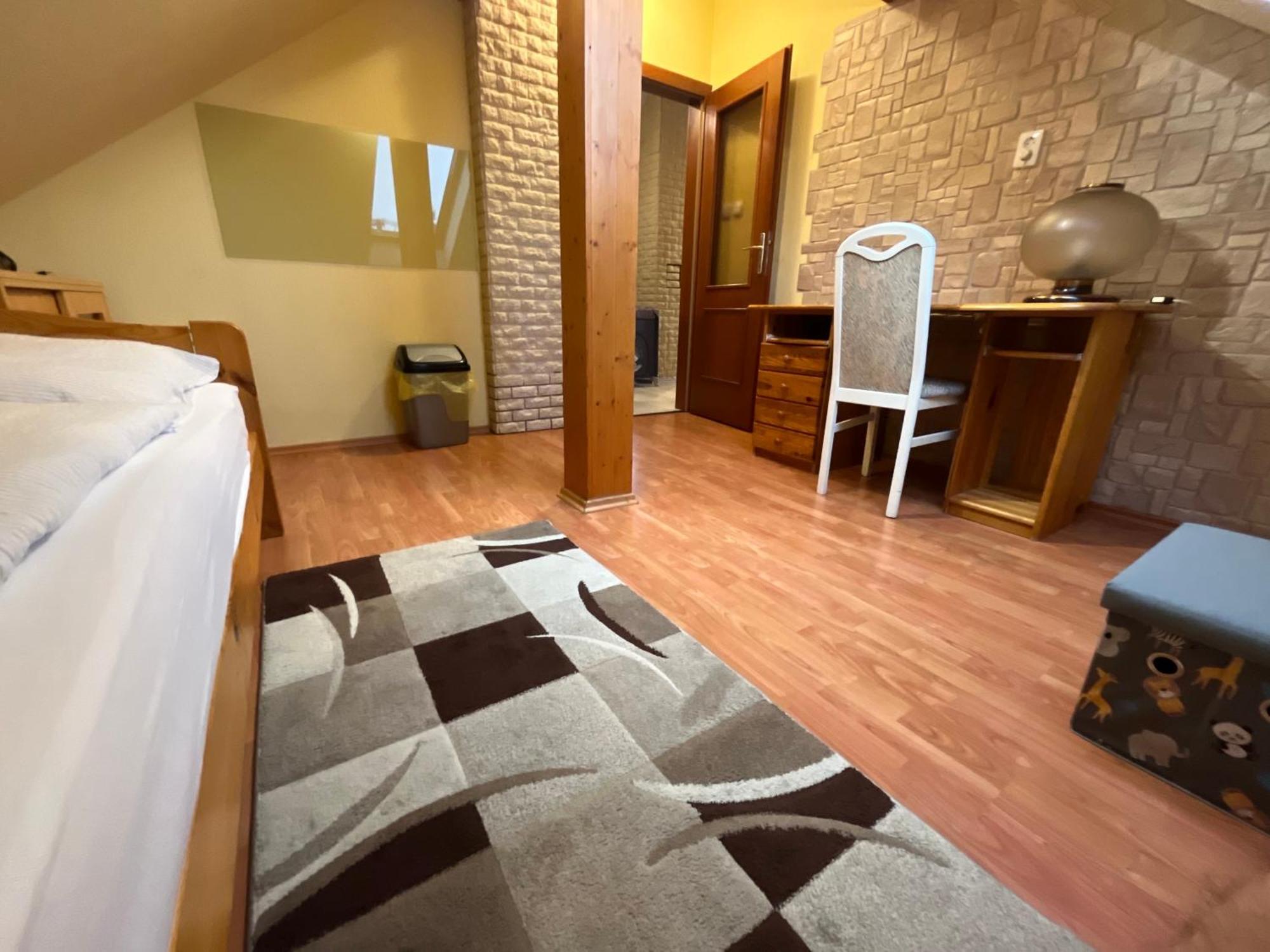 Orsi House Apartamento Szombathely Exterior foto
